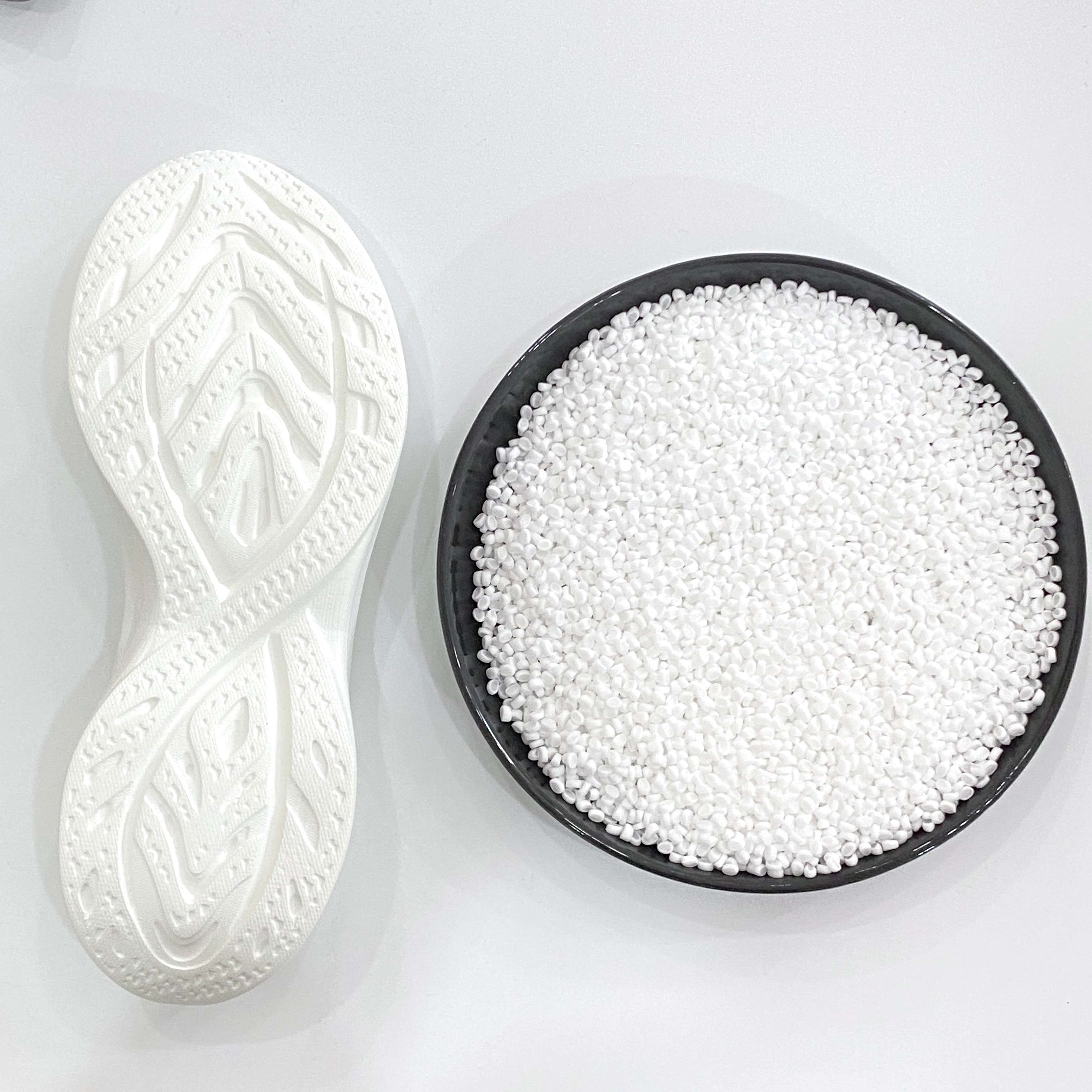 L'aggiunta di silicone può migliorare efficacemente la resistenza all'abrasione dei prodotti della suola delle scarpe